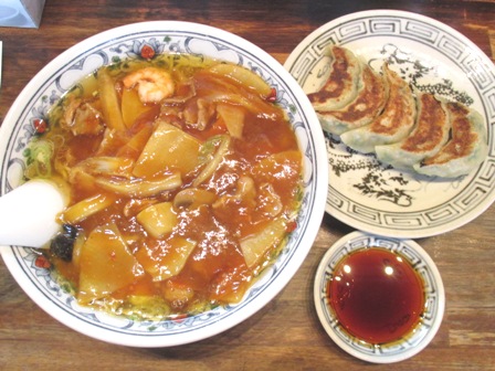 秋田県　桜野　広東麺＋餃子