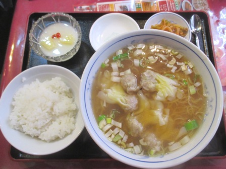 仙台　美香園　ワンタン麺とサービス小ライス