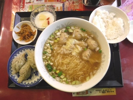 仙台　美香園　ワンタン麺定食（ミニご飯つき）