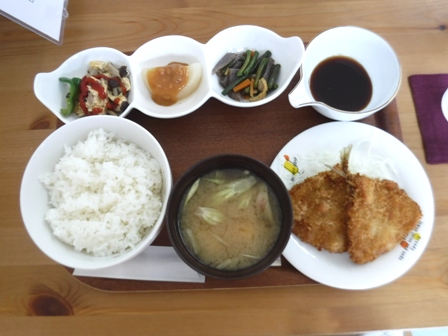 仙台　ＫＡＺＵキッチン　魚フライご飯大盛り