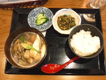 仙台　さがゑもん　芋煮定食