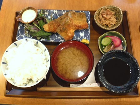 仙台　あかり　本日の魚フライ鰆フライ定食
