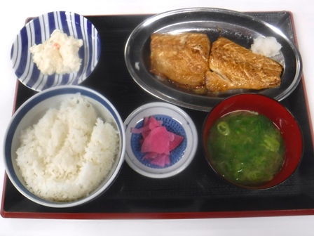 仙台　丸昌　日替わりの焼き魚定食