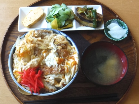 仙台　ＣＯＣＯＲＯ　カツ丼