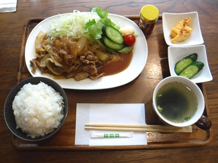 仙台　喫茶Ｋ　豚肉と玉ねぎの生姜炒め