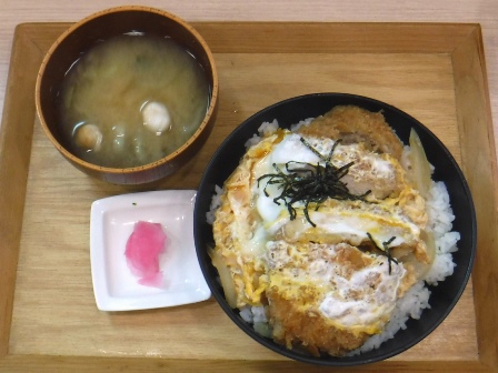 仙台　二日町食堂　特製カツ丼
