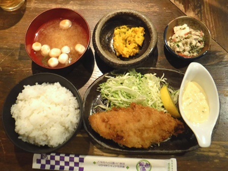 仙台　にいがたや　鱈フライタルタルソース定食大盛り