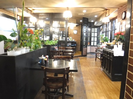 仙台　ドミー　店内