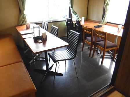 仙台 GORKHALI小松島店 店内