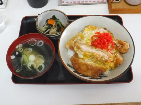 仙台　さくら　カツ丼１枚