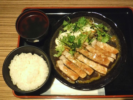 仙台　肉仙　日替わり（トンテキ）