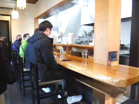 仙台　志のぶ二十人町店　店内