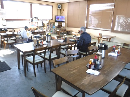 仙台　食肉市場真乃屋　店内