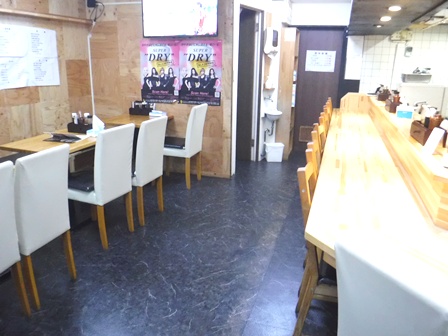 仙台　餃子楊　店内