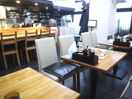 仙台　餃子楊　店内