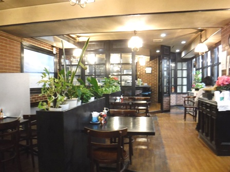 仙台　ドミー　店内