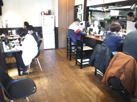 仙台　つき屋　店内