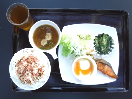 大阪　菜の花食堂　焼き鮭定食