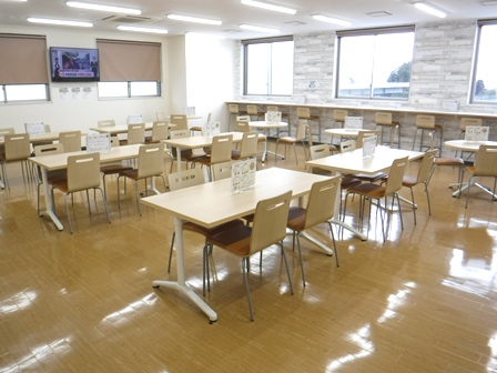 山形　はな花　店内