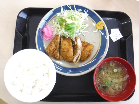 山形　はな花　日替わりトンカツ